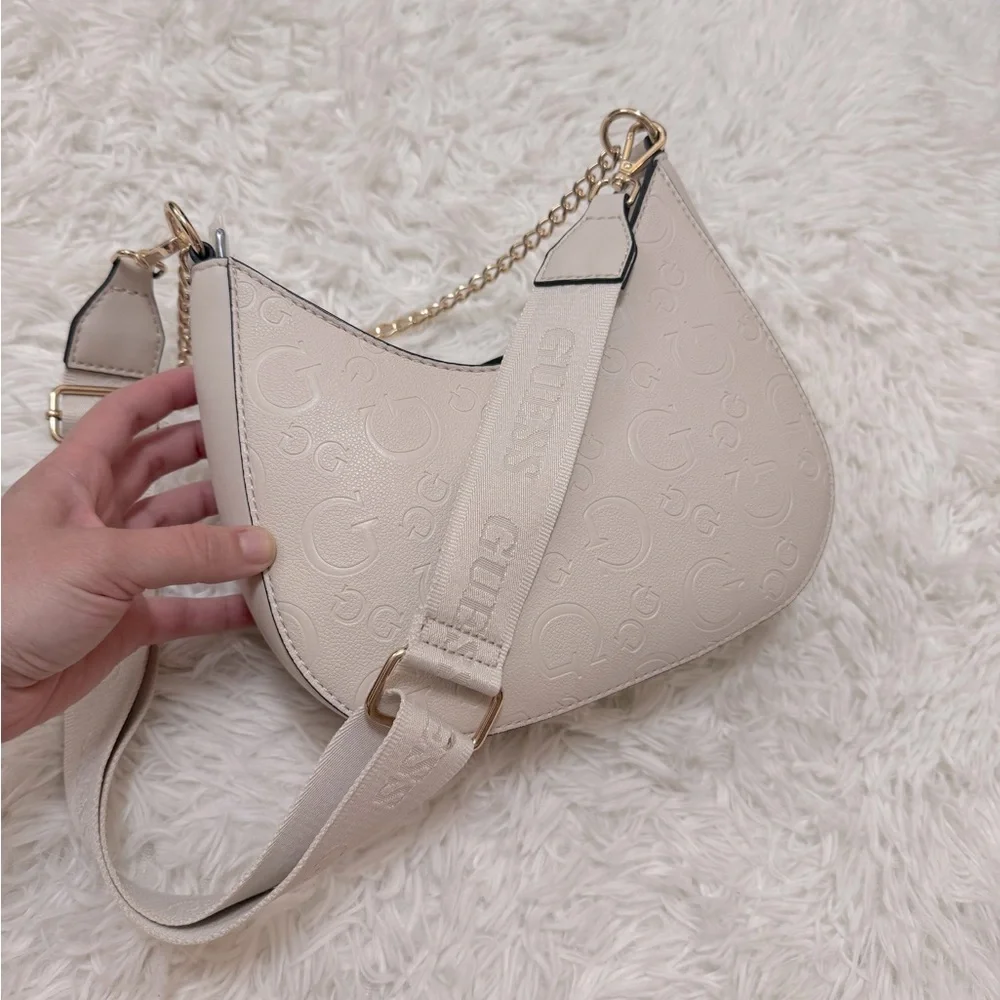 NWOT Guess Cream Crescent Shoulder Bag with Silver Hardware